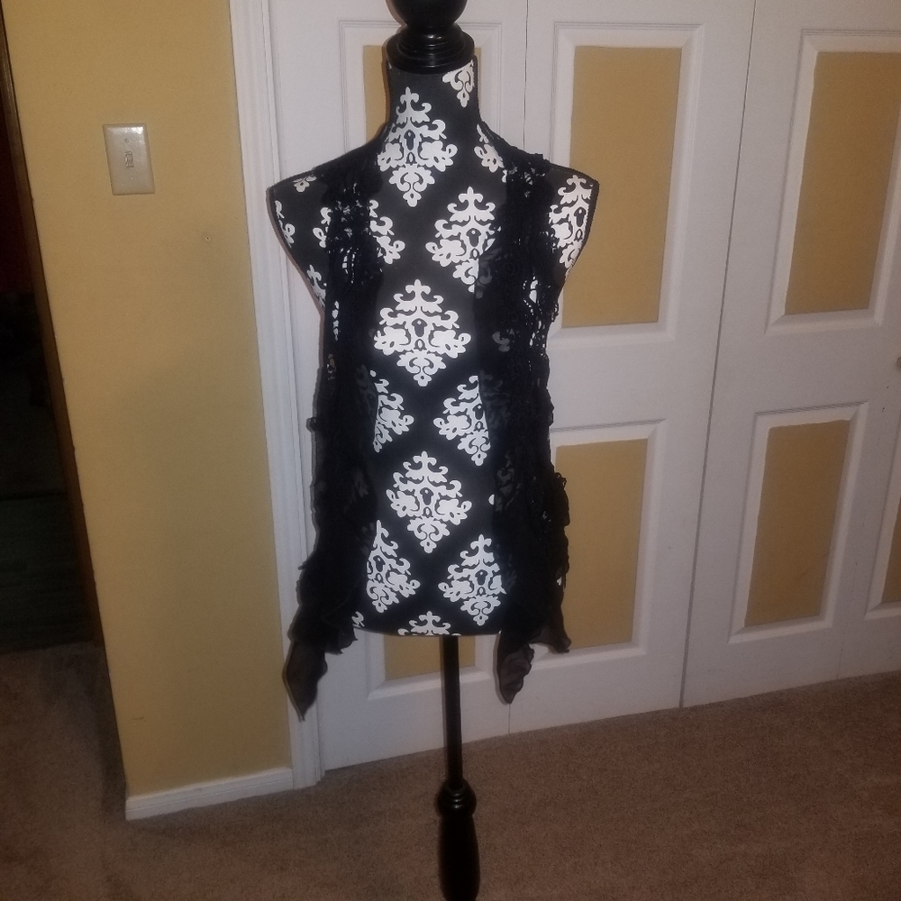 Boho Style Black Lace Crop Vest